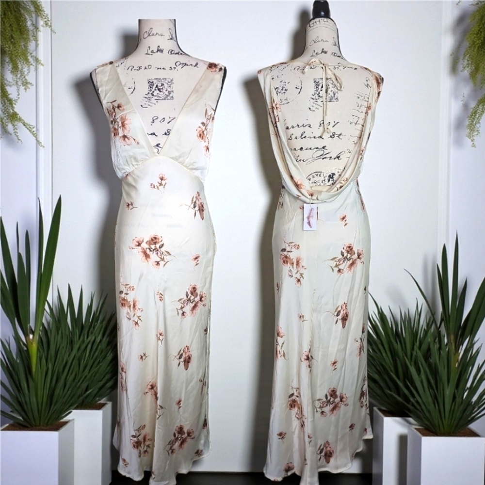 Floral Cream Maxi Dress. NWT - Picture 1 of 10